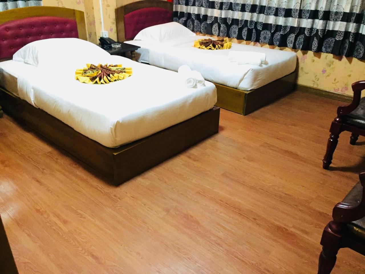 C & Y Hotel Rangoon Eksteriør billede