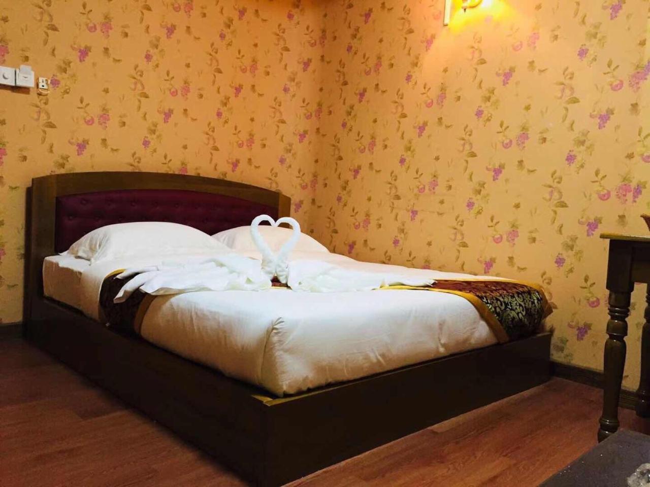 C & Y Hotel Rangoon Eksteriør billede