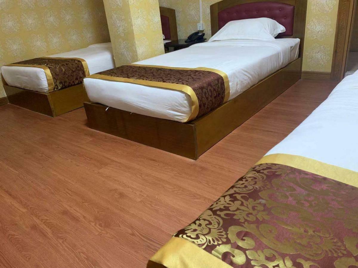 C & Y Hotel Rangoon Eksteriør billede